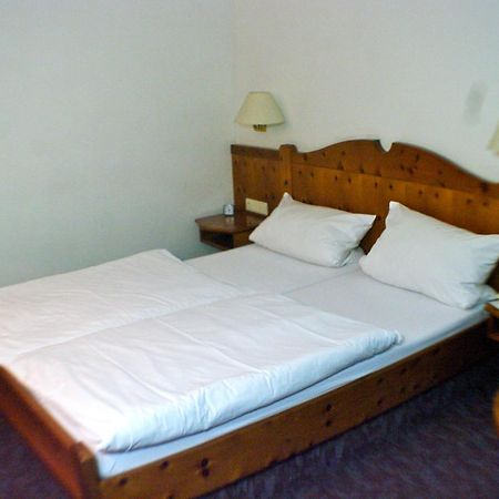 Gasthof Zum Kauzen Ochsenfurt Εξωτερικό φωτογραφία
