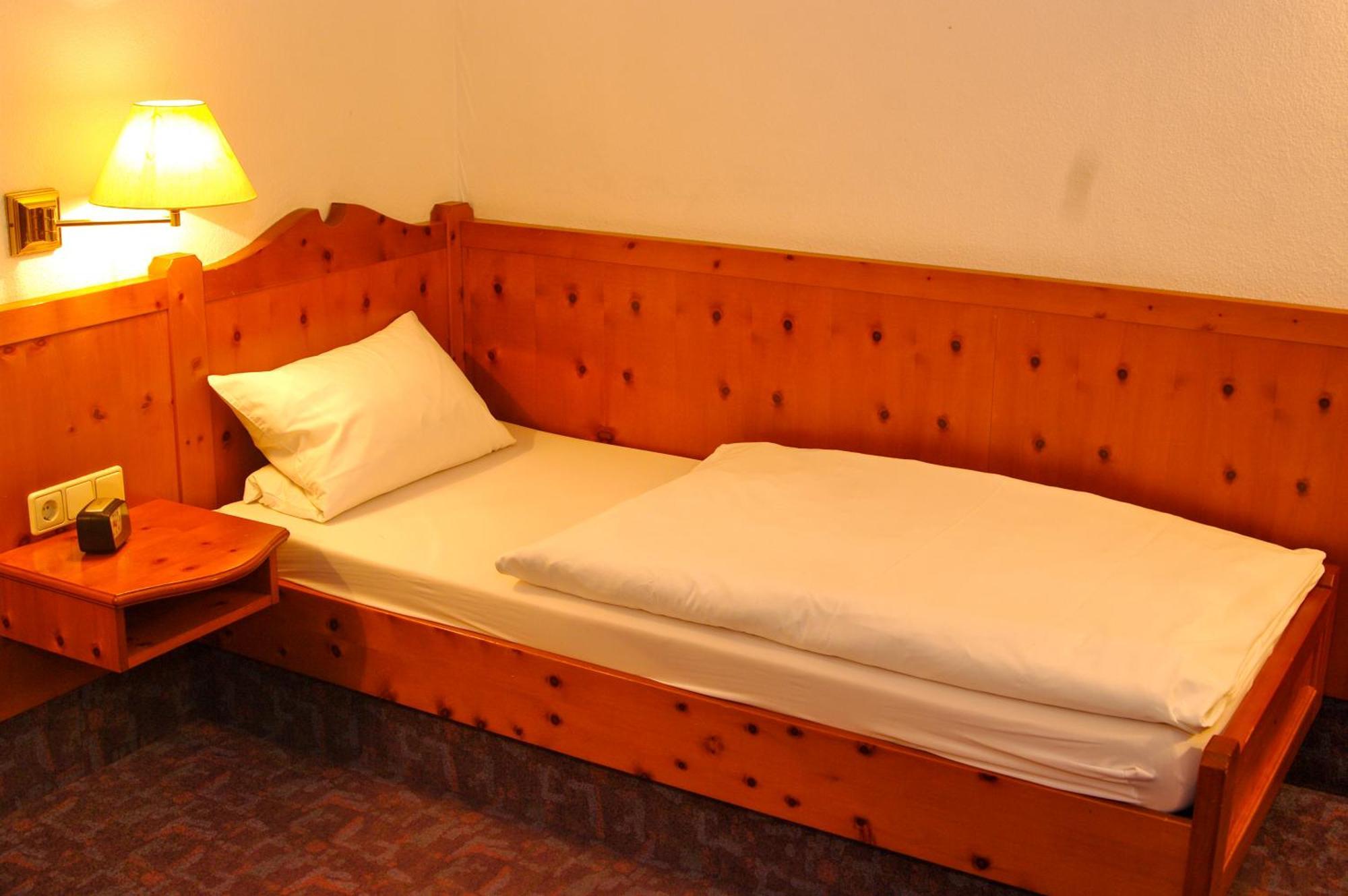 Gasthof Zum Kauzen Ochsenfurt Εξωτερικό φωτογραφία