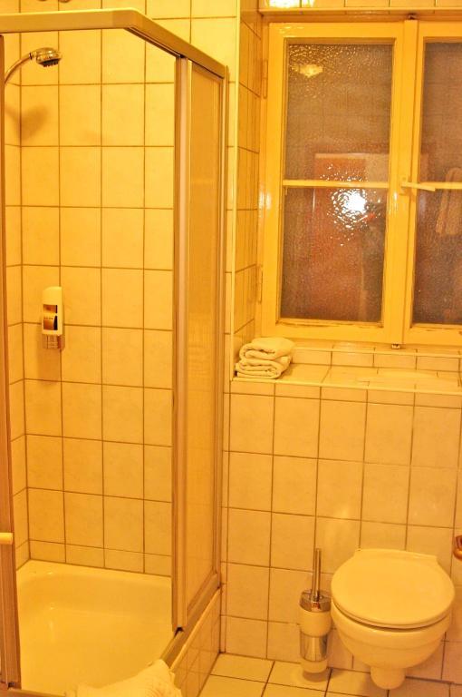 Gasthof Zum Kauzen Ochsenfurt Δωμάτιο φωτογραφία